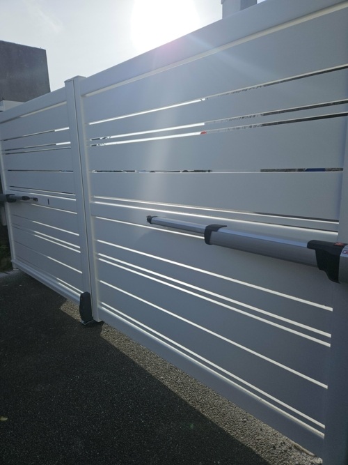 Automatisme de portail KUSTOS BFT au conquet installé par BK Eléctricité