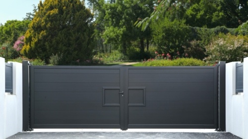 Portail battant BK Eléctricité